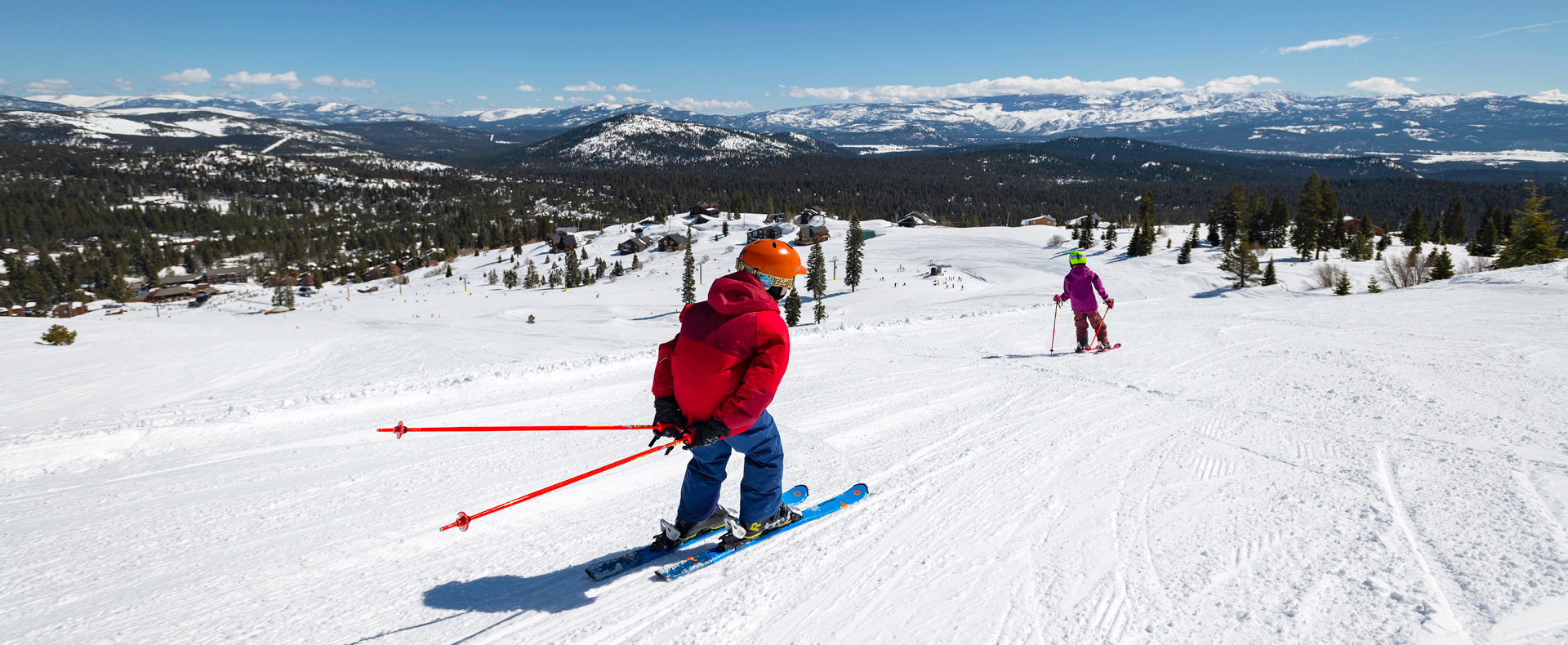 2021-2022_SkiSeasonPasses_Web_Home_1920x790 v1-DH image