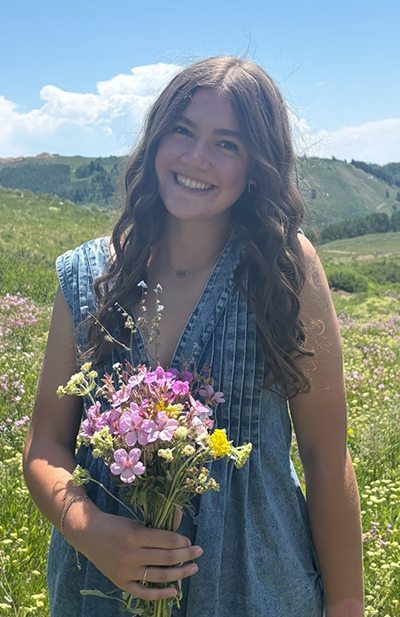 Tahoe Donner Downhill Instructor - Dani Walker