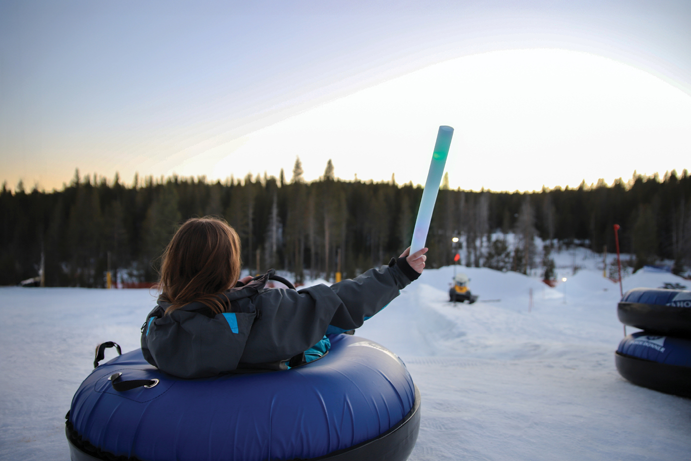 1382x922_SnowplayMemberNights_Mobile image