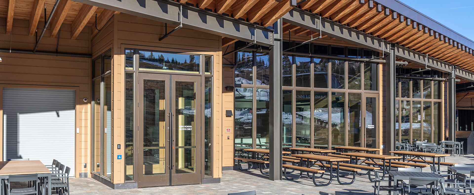 Downhill Ski Lodge: It’s Time to Celebrate!