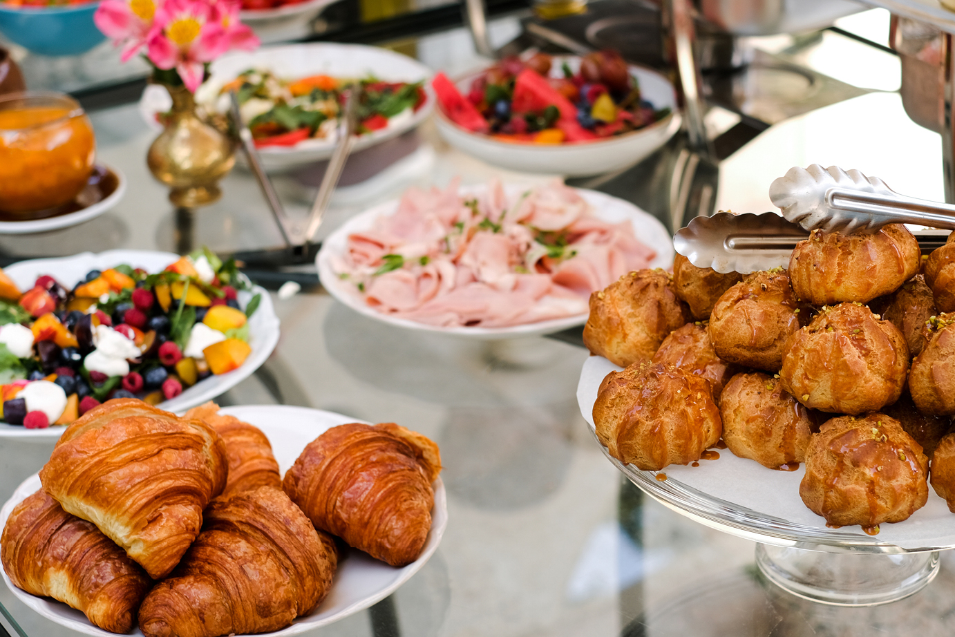 1382x922_Easterbrunch_Mobile image