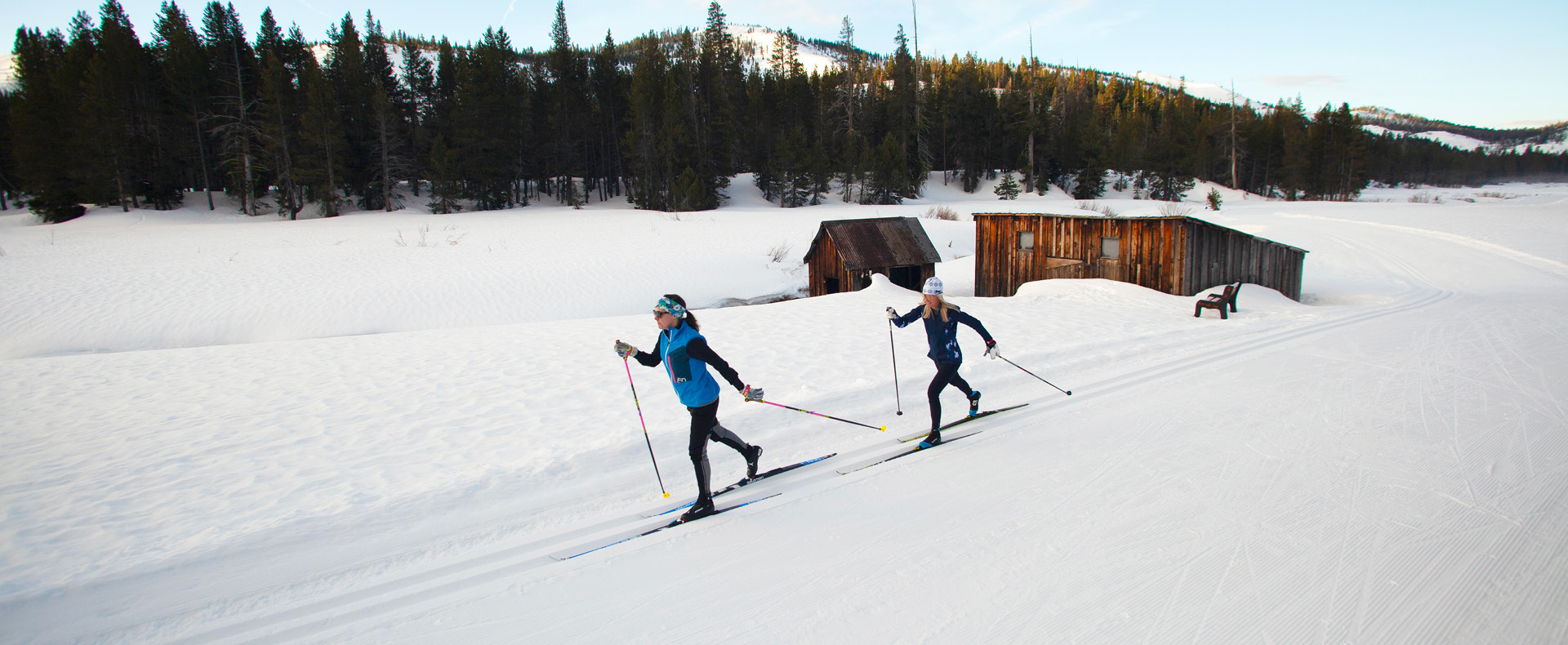 2026-2027_SkiSeasonPasses_SpringSale_Web_Home_1920x790-XC1 image